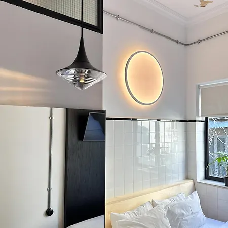 아파트 The Trilogy House *